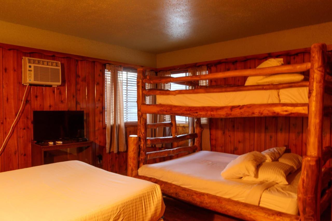 The Kern Lodge Кернвилл Экстерьер фото